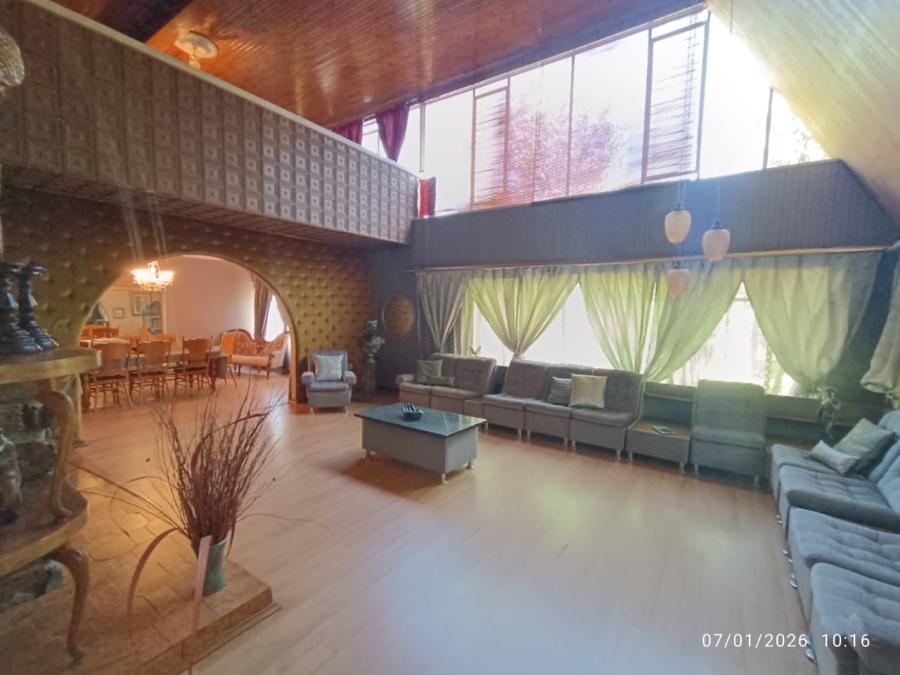 5 Bedroom Property for Sale in Wilkeville North West